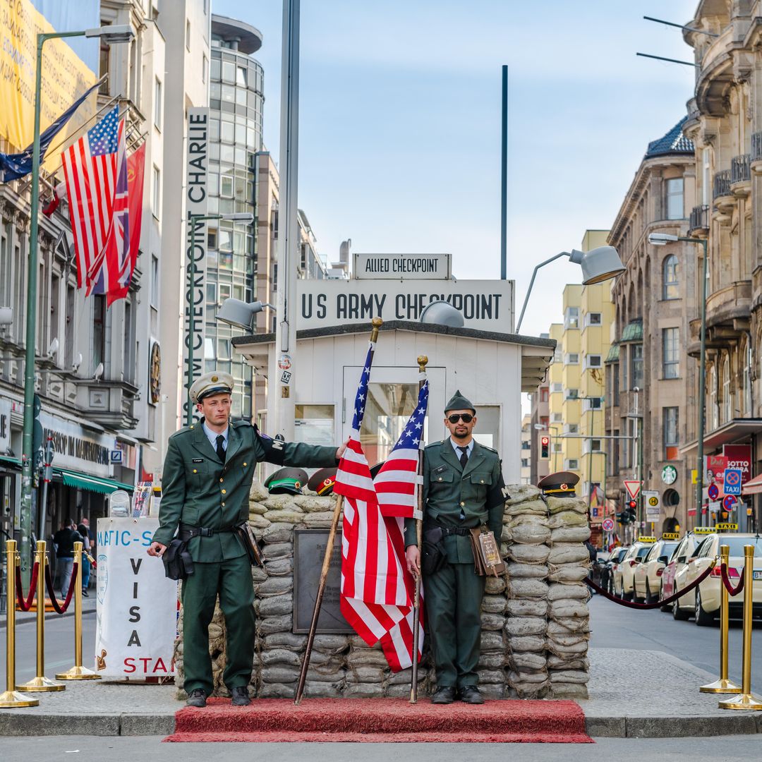 Checkpoint Charlie, Muro de Berlín