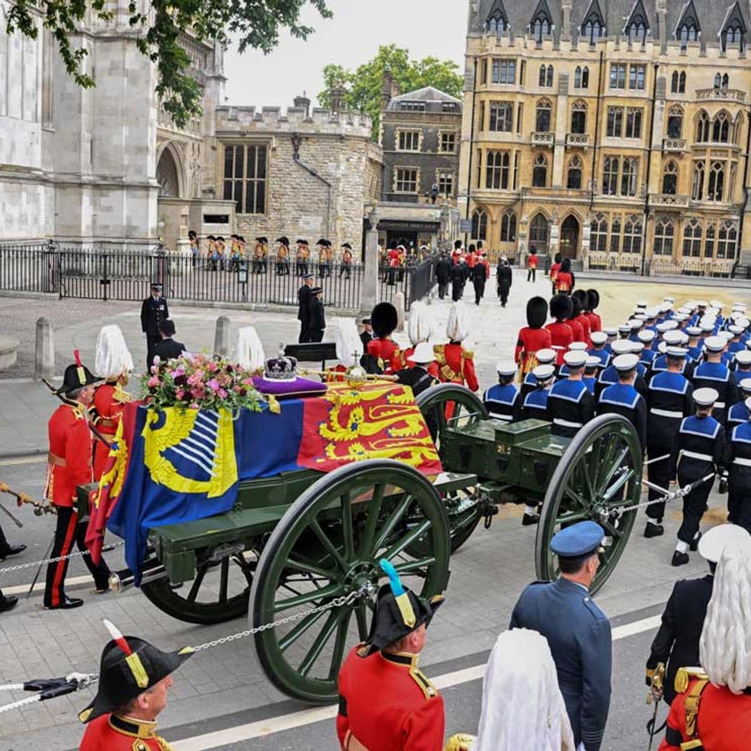 El carruaje que ha trasladado el féretro de la Reina: el Carro de Armas de Estado, un tesoro plagado de historia