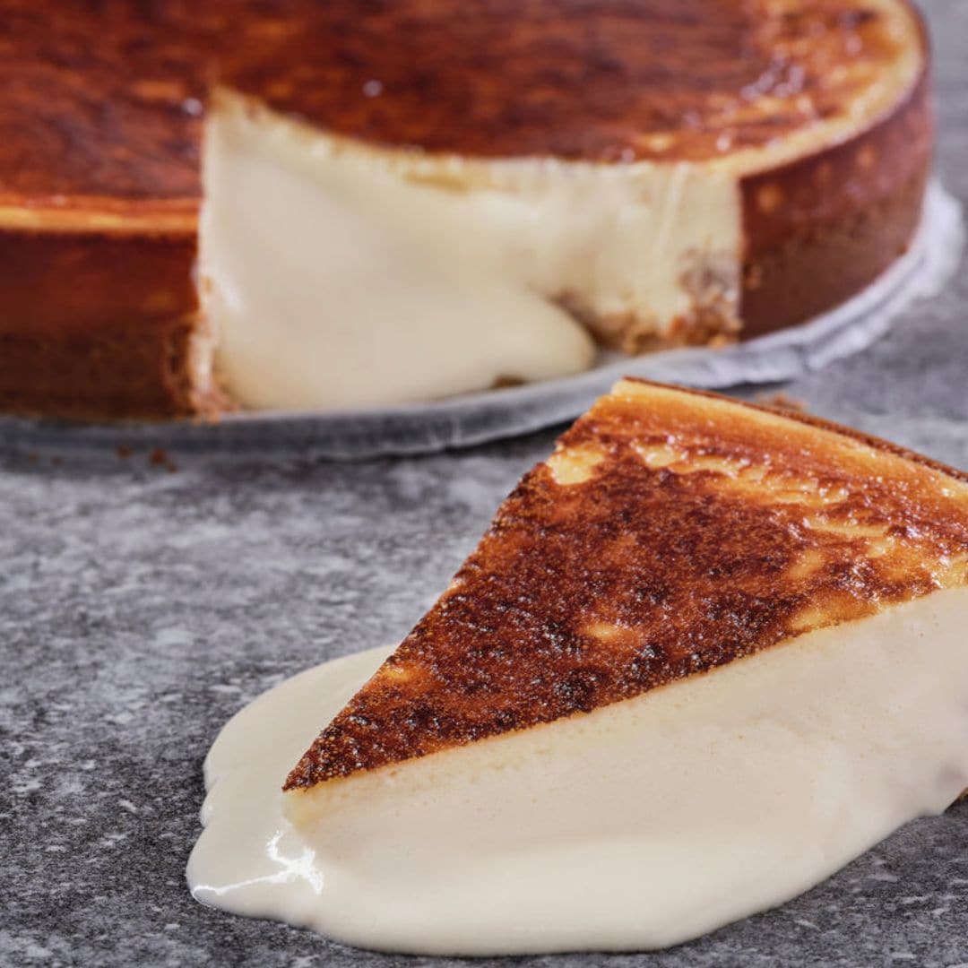 De cocinar en el garaje a rey de las tartas de queso: esta es la historia de Álex Cordobés