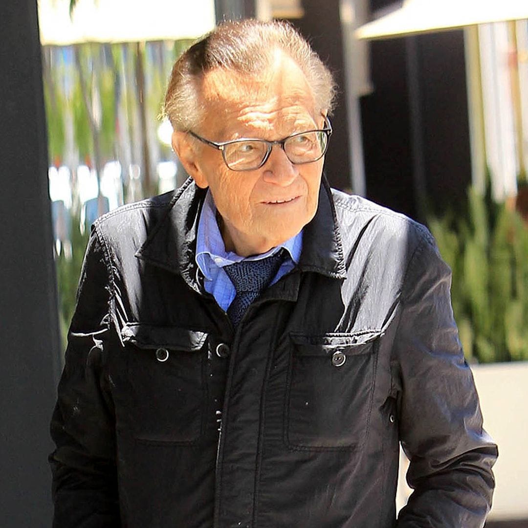 'Ningún padre debería tener que enterrar a un hijo': Larry King, tras la muerte de Andy y Chaia