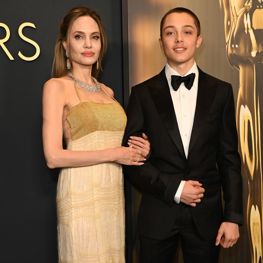 Knox Jolie-Pitt, el más discreto de los hijos de Angelina Jolie y Brad Pitt, reaparece en los Governors Awards