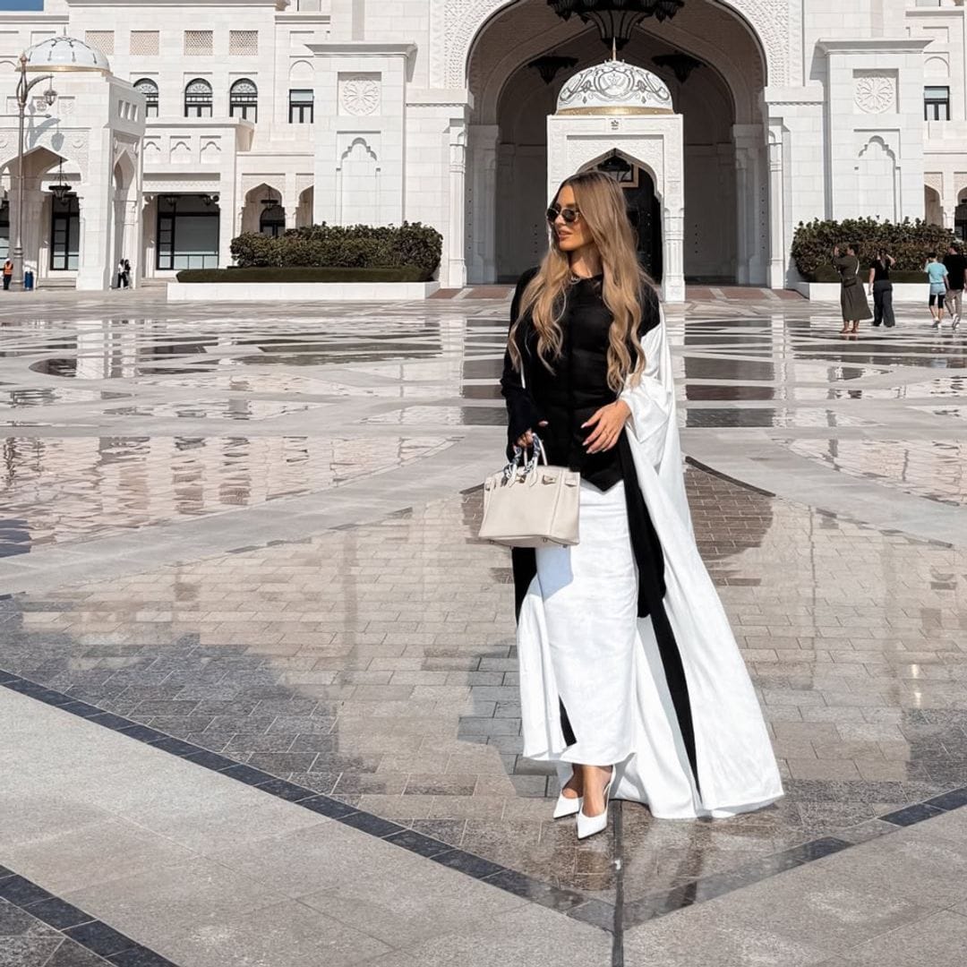 Irina Baeva revela nuevas fotos de sus fascinantes vacaciones por los Emiratos Árabes