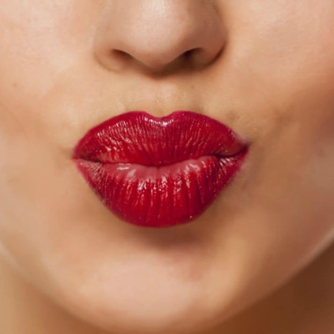 Consejos 'beauty' para que la barra de labios dure después de 1.000 besos