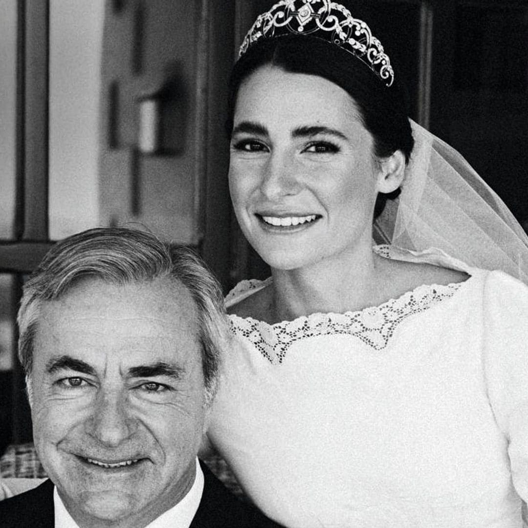 Las imágenes más familiares de Carlos Sainz en la boda de su hija Ana