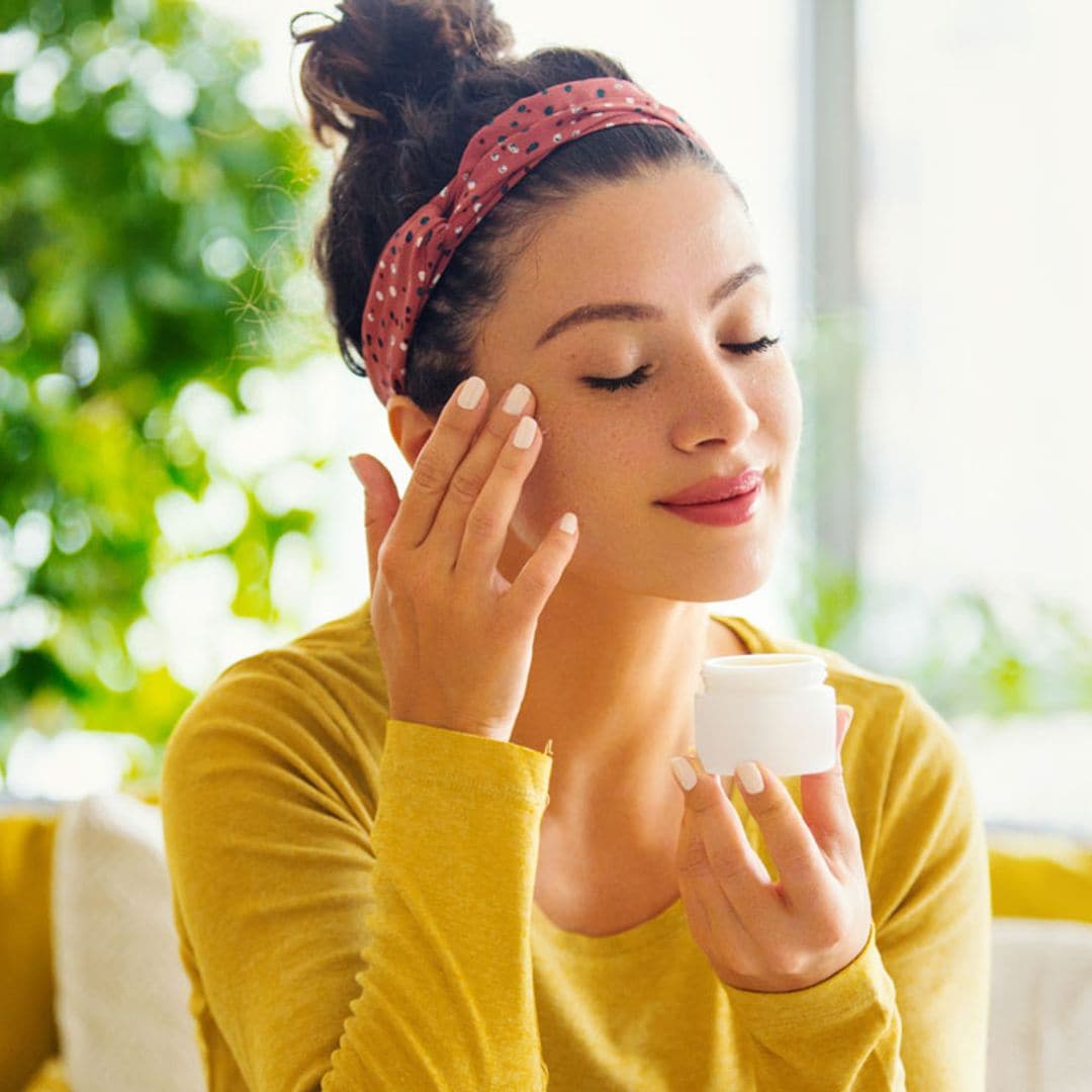 Cómo la cosmética lenta puede ayudar a tu piel cuando el estrés aparece