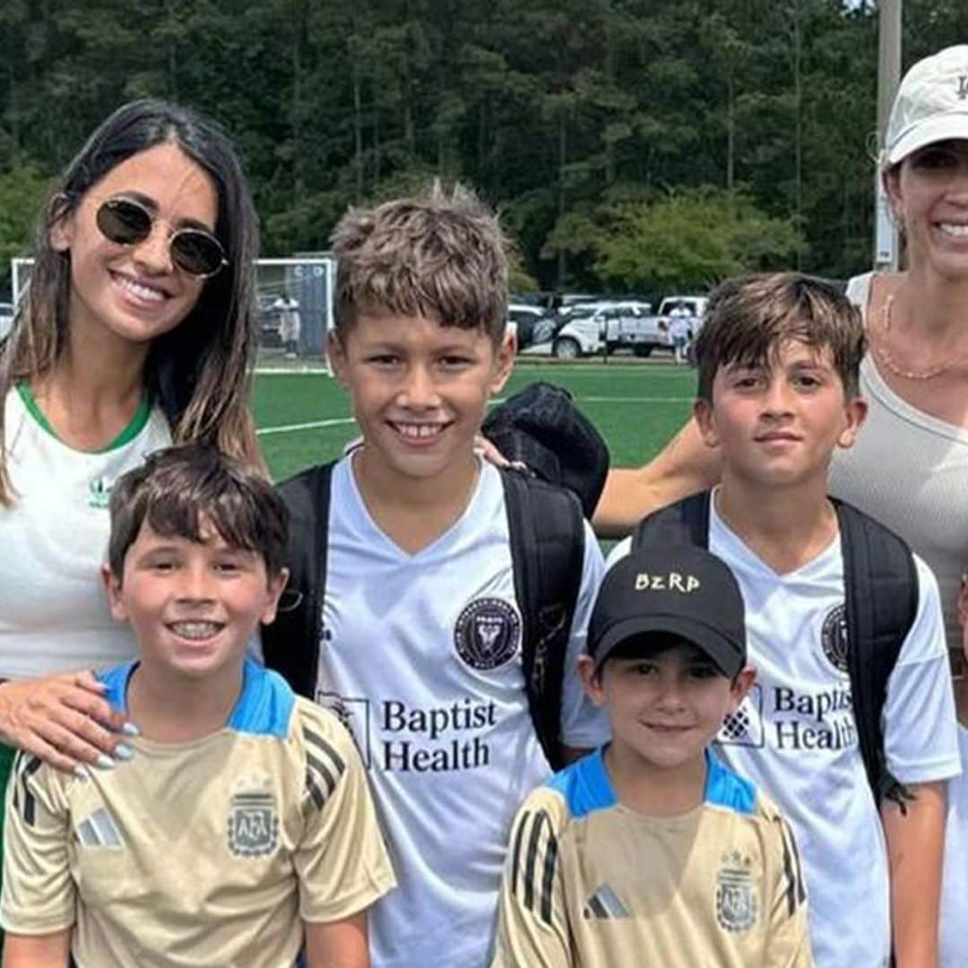 Antonela Roccuzzo, tarde de fútbol con sus hijos y su amiga Sofía Balbi animando al pequeño Thiago