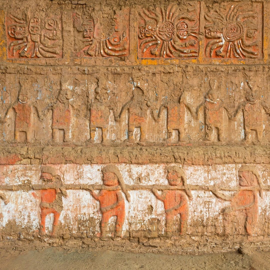 Pirámide Moche Huaca de la Luna en Trujillo, Perú