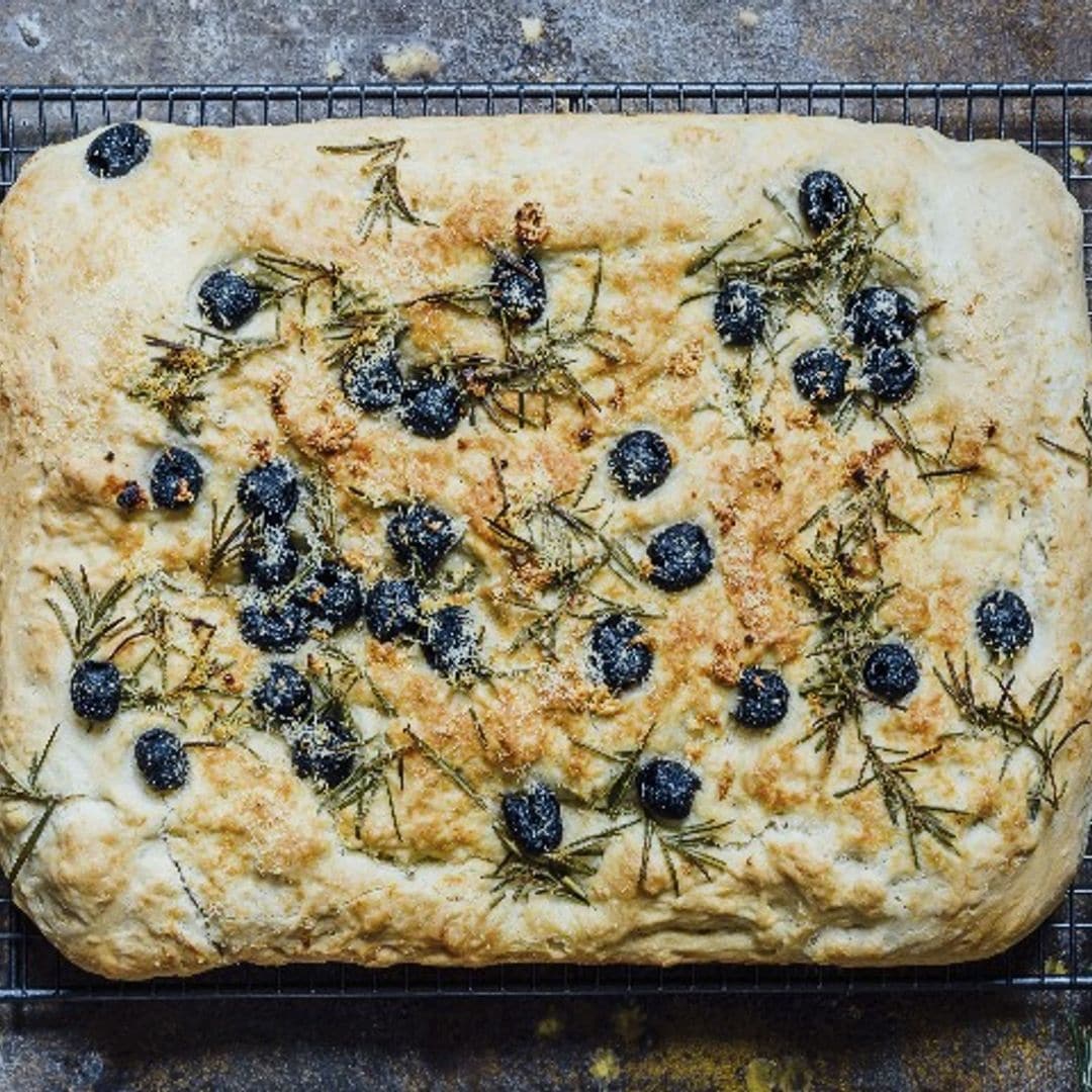 Guía práctica para hacer en casa tu propia 'focaccia'