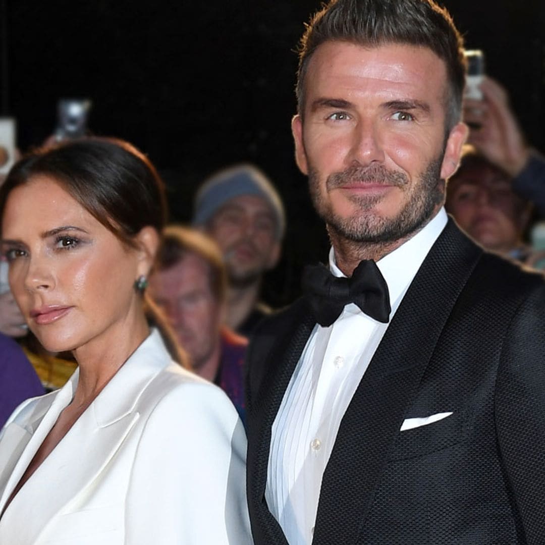 Victoria Beckham presume de tipazo en un barco frente a la atenta mirada de David