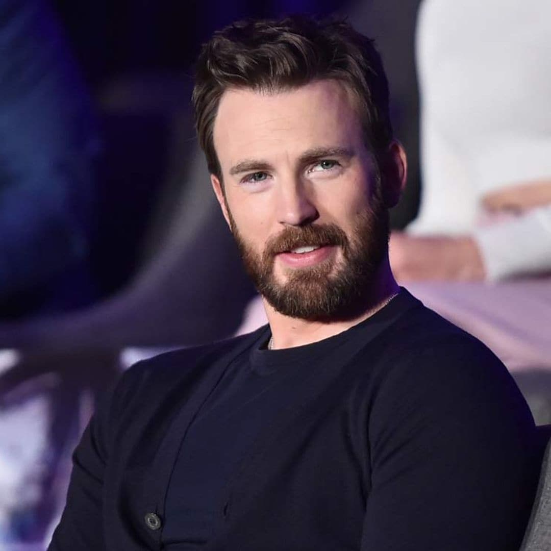 ¿Tú a Hollywood y yo a la Casa Blanca? Chris Evans muestra su inesperado parecido con Joe Biden