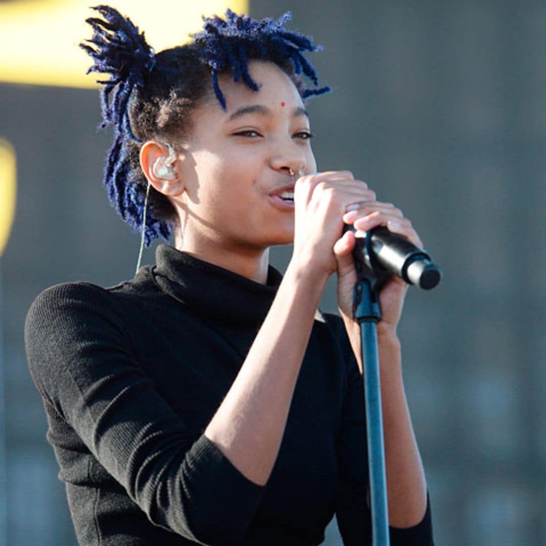 Willow Smith, así son los 'looks' del icono 'millennial' sobre los escenarios