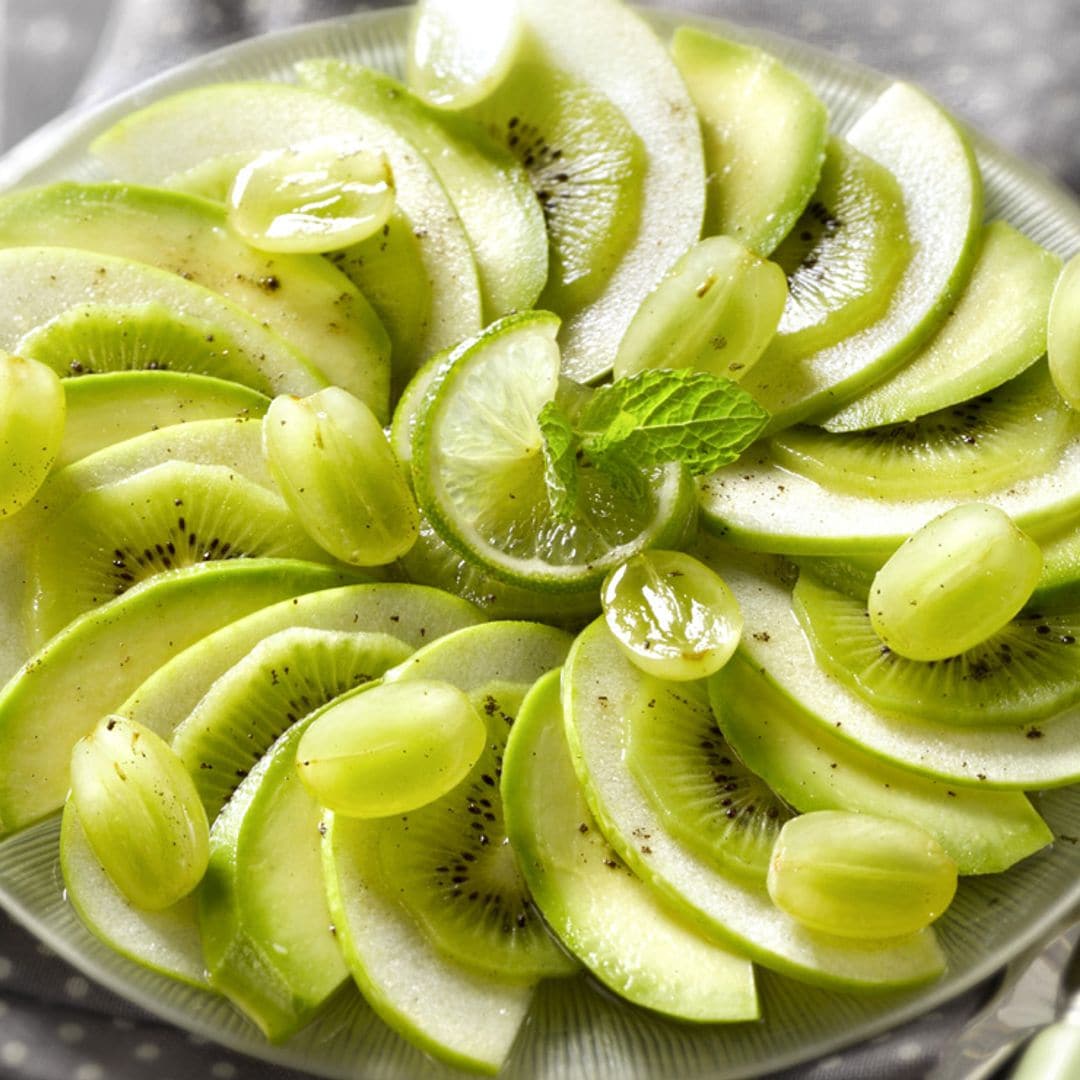 'Carpaccio' de kiwi, manzana verde y aguacate