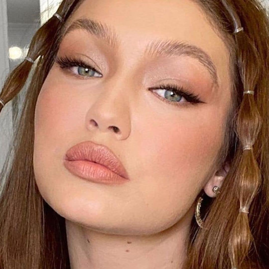 Gigi Hadid reinventa el peinado fácil que enamoró a María Pombo y Ester Expósito