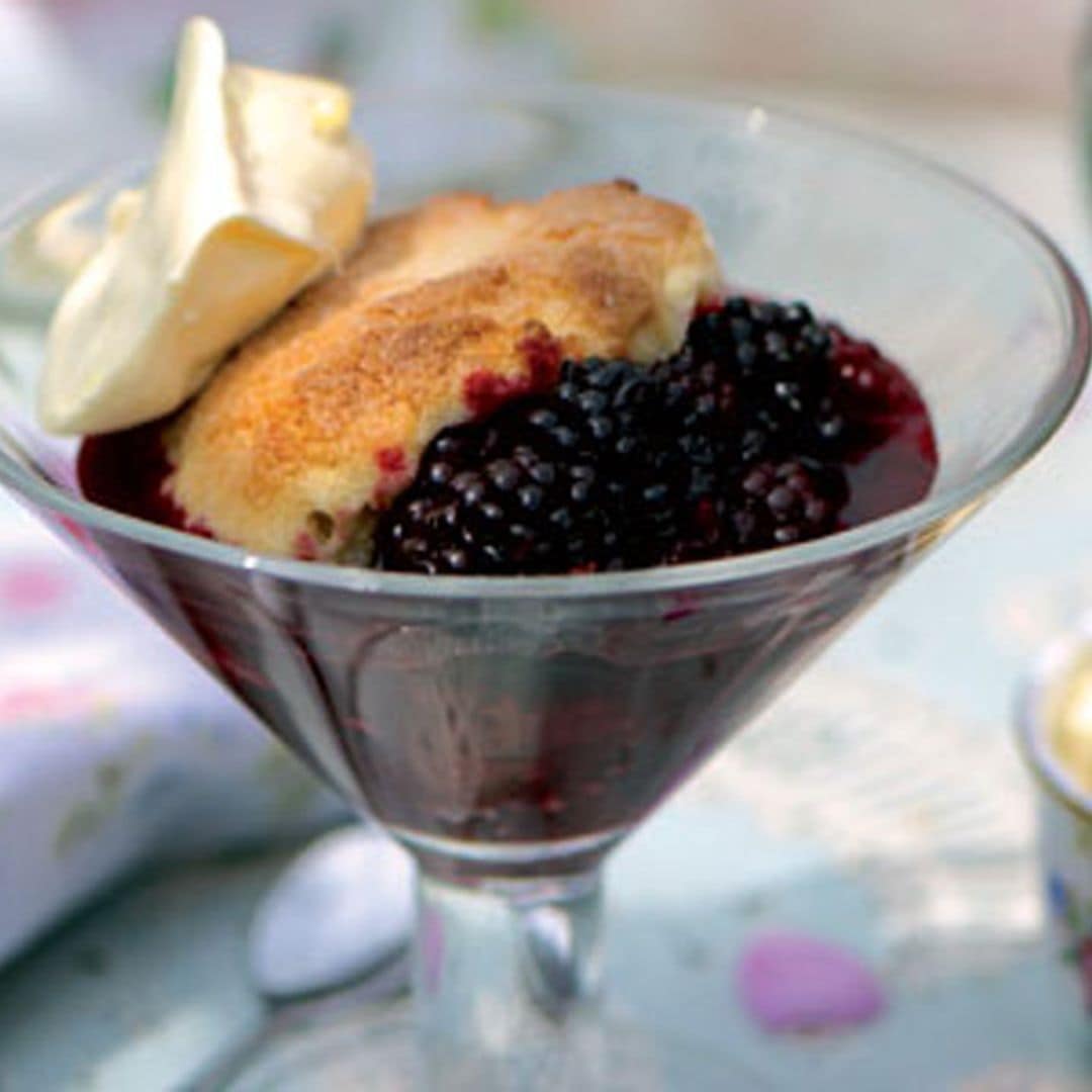 Postre de moras con queso 'Camembert'