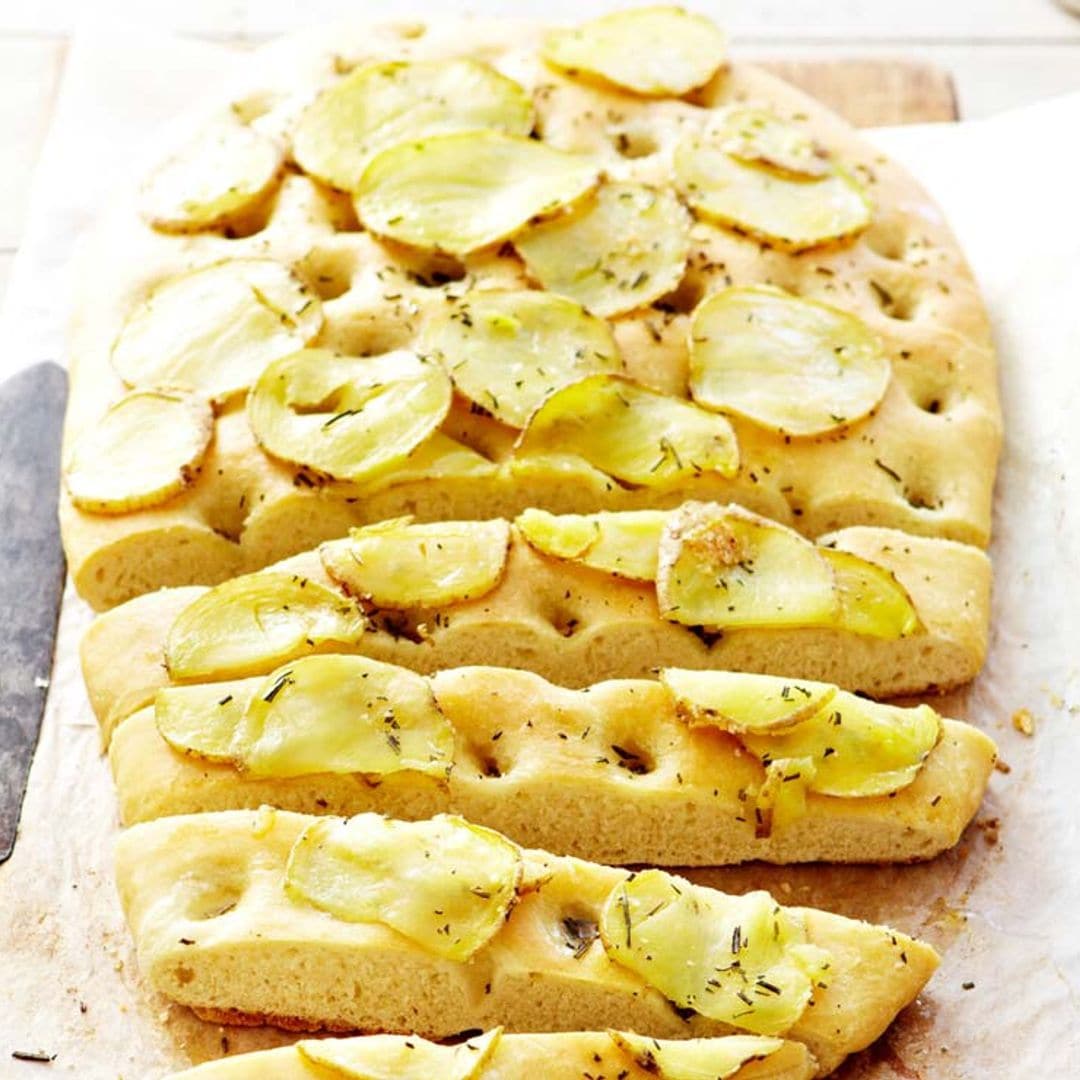 'Fougasse' con rodajas de patata y romero