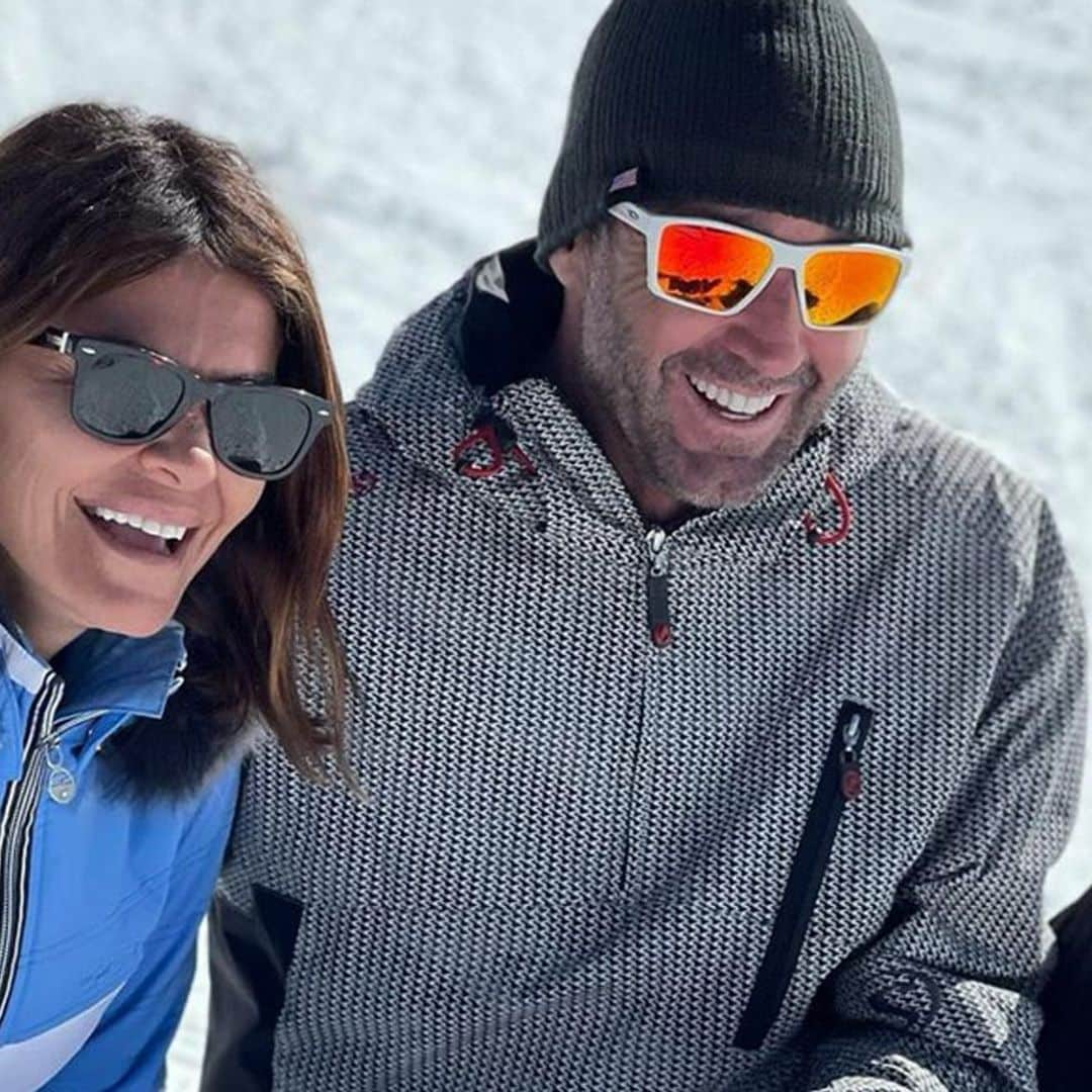 María José Suárez y Álvaro Muñoz Escassi, divertida escapada a la nieve con el hijo de la diseñadora