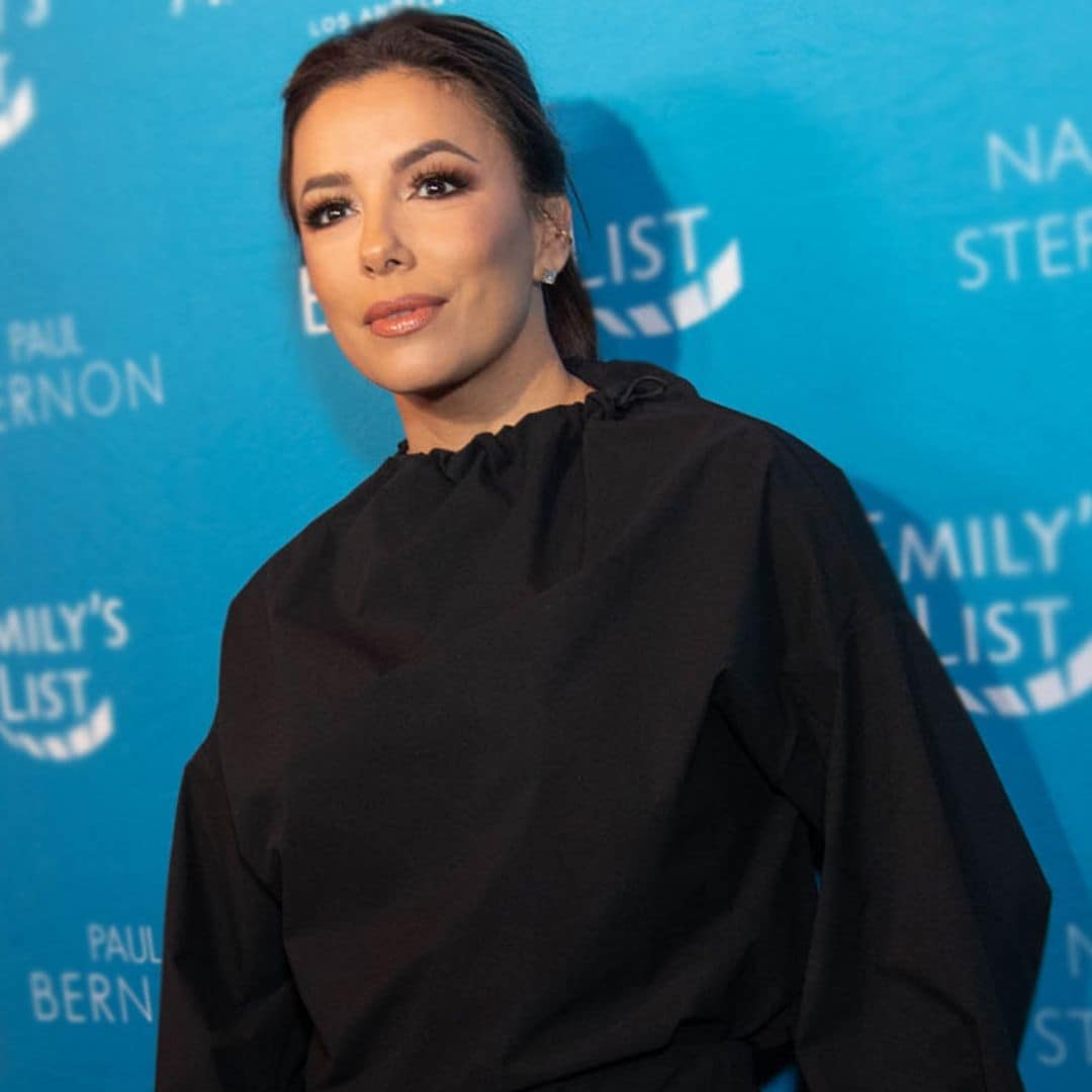 Eva Longoria reinventa su traje negro gracias a este rompedor truco de supermodelo