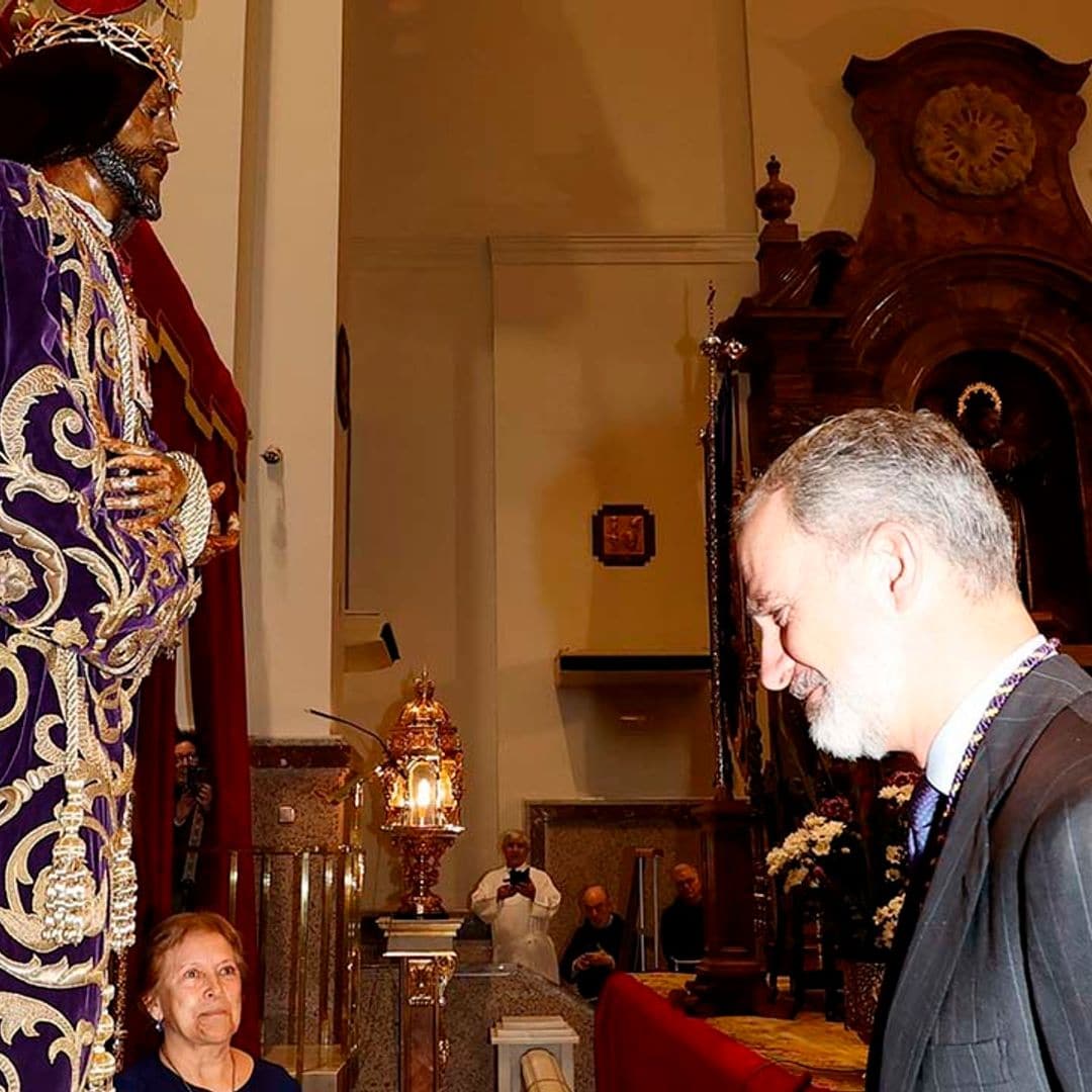 El rey Felipe visita el Cristo de Medinaceli seis años después de su último besapié