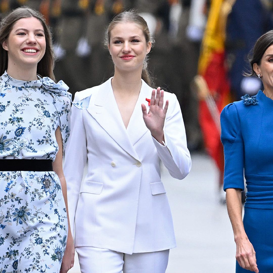 Doña Letizia, Leonor y Sofía recuerdan sus looks más importantes del año en la felicitación navideña