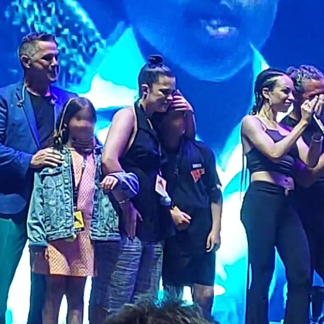 El emotivo abrazo de Alejandro Sanz con sus hijos sobre el escenario y otros momentazos del último concierto de su gira