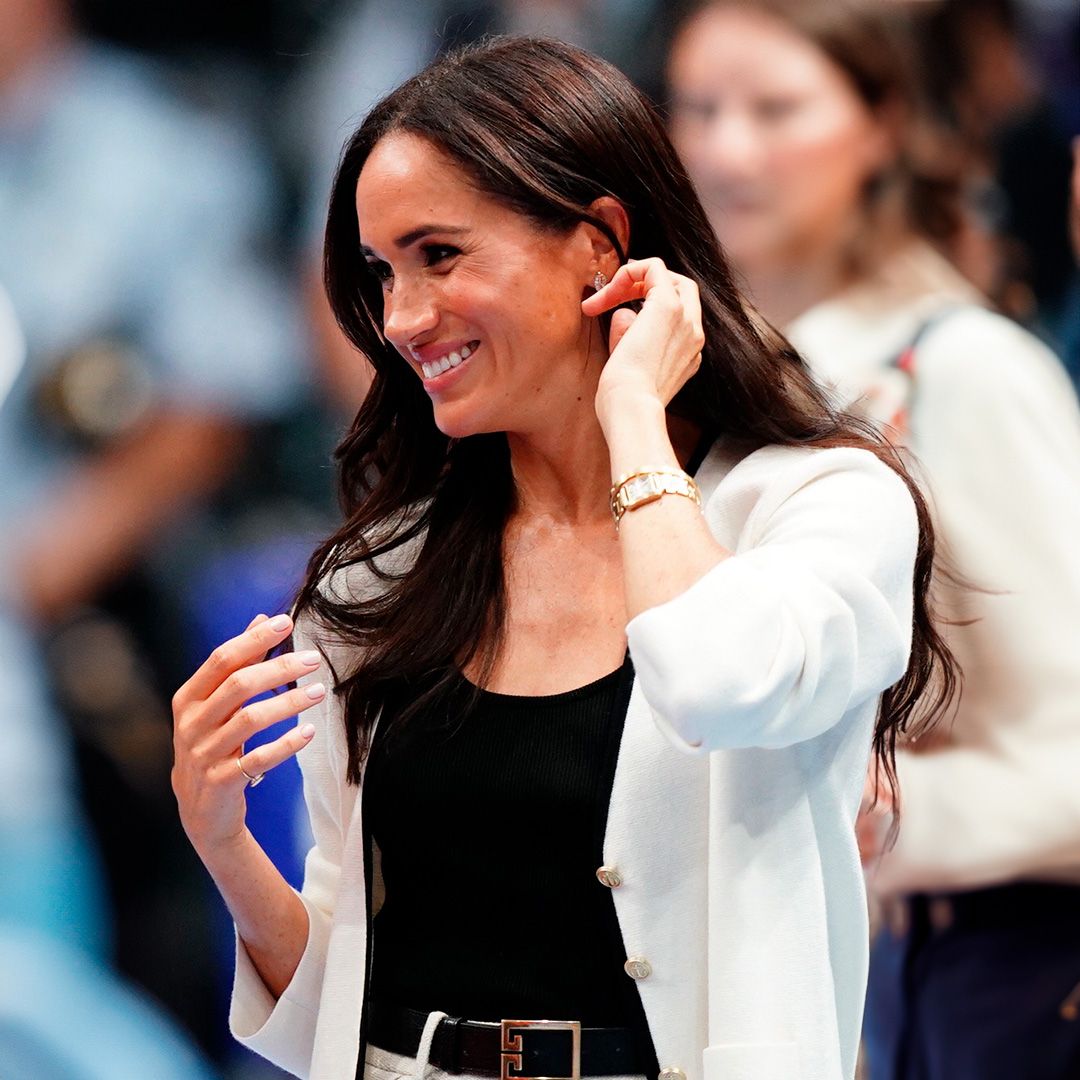 Meghan Markle reaparece en redes con una sudadera personalizada que rinde homenaje a sus hijos