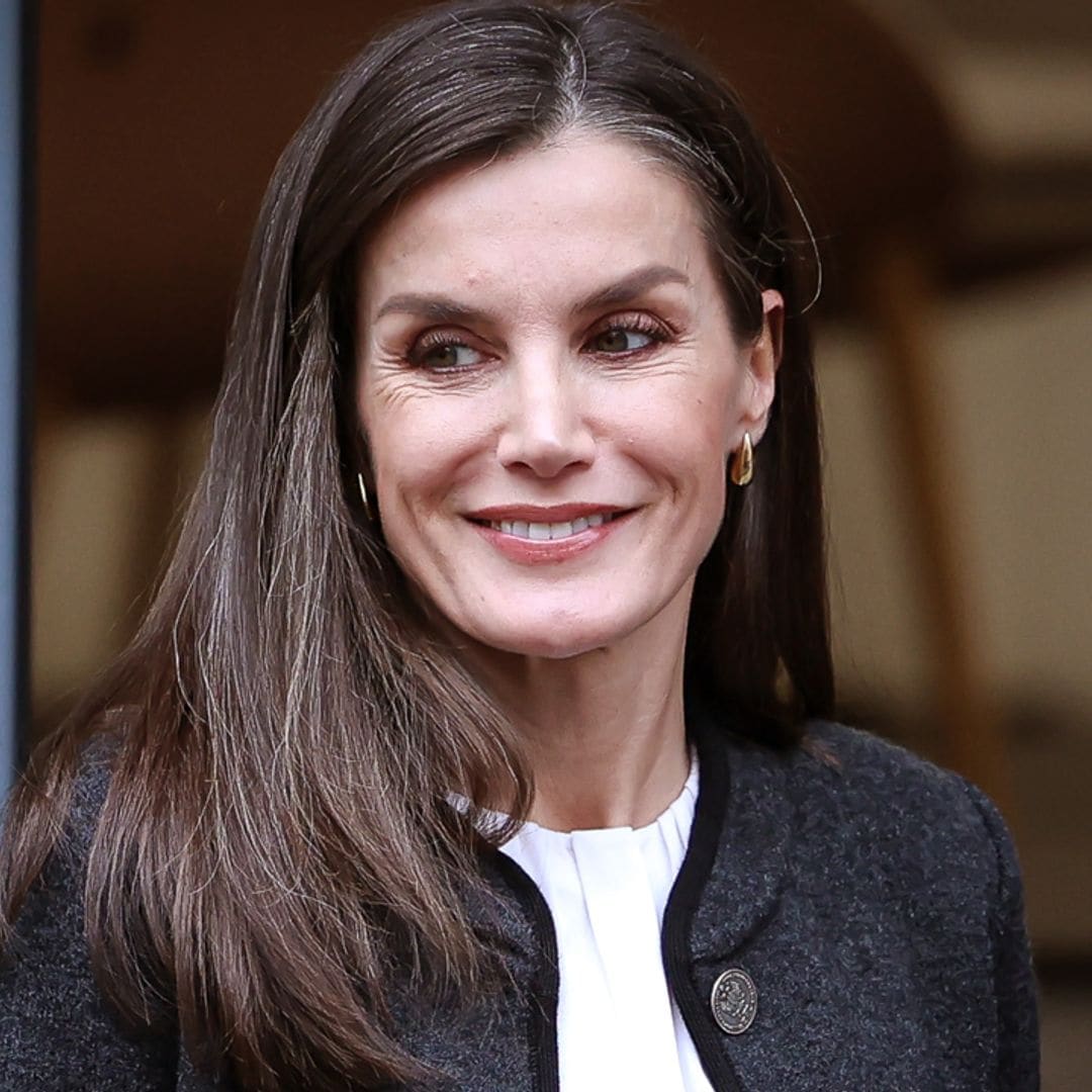 Localizamos los pendientes de la reina Letizia que se han hecho virales