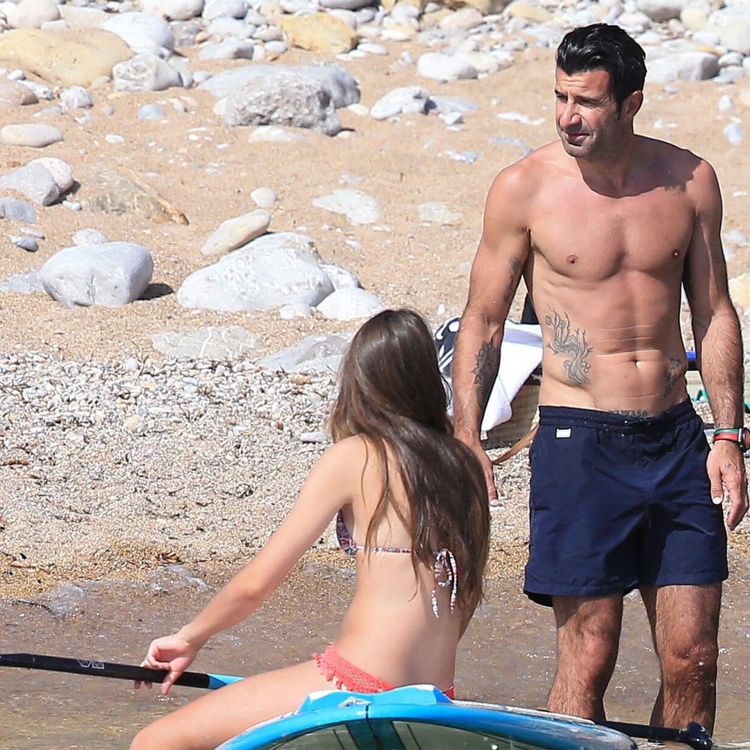 Las vacaciones diferentes de Luis Figo con su hija pequeña en Ibiza