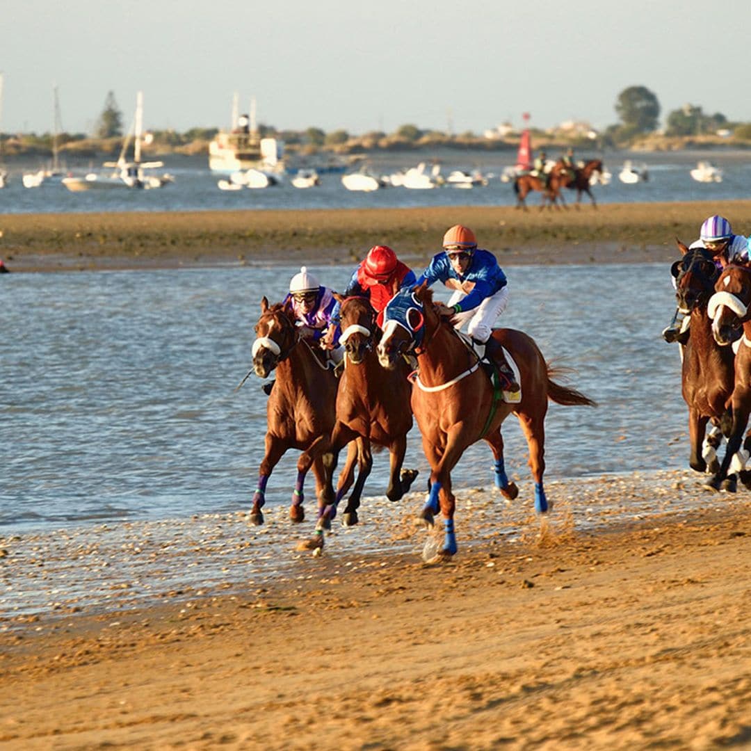 Al galope por las playas de Sanlúcar de Barrameda 