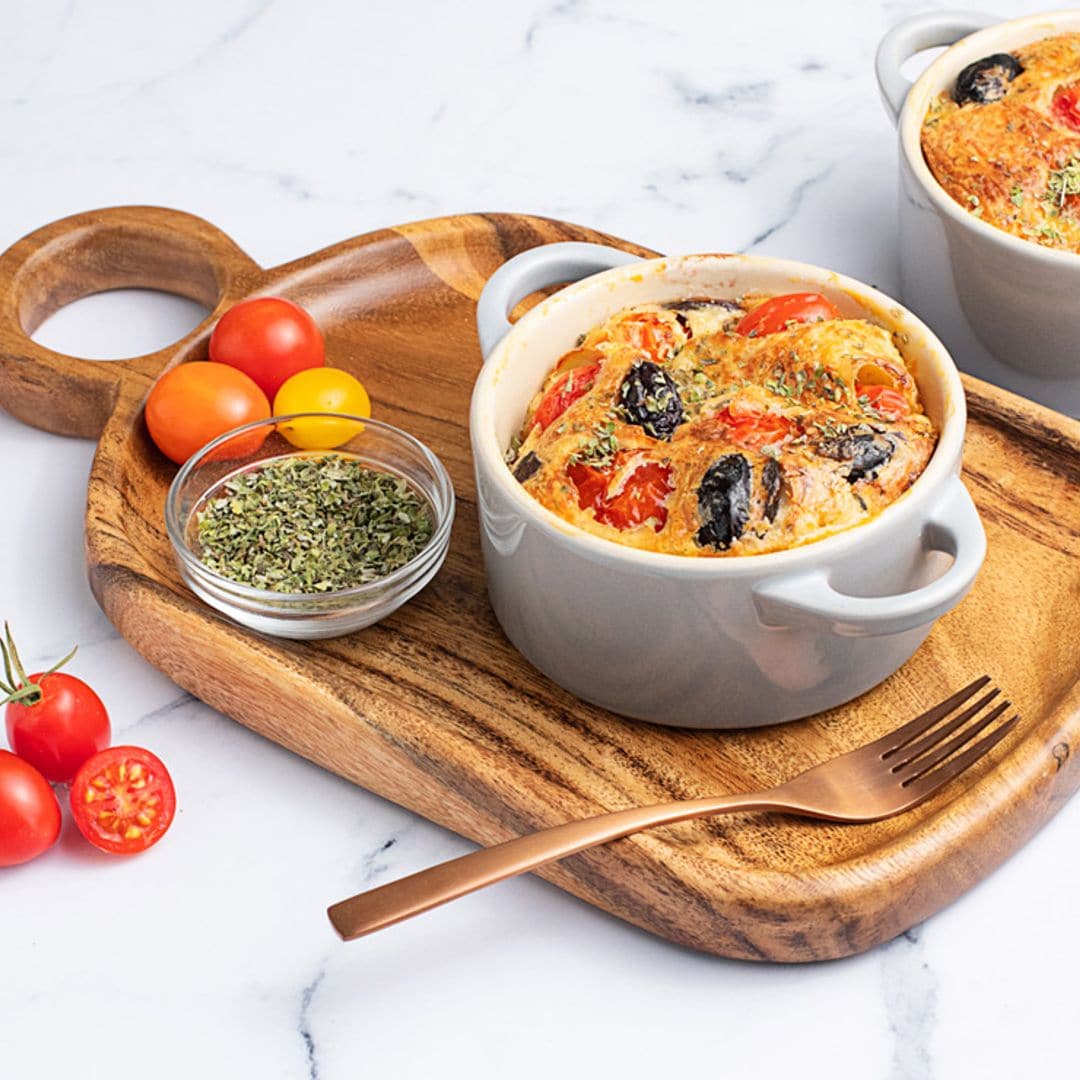 'Clafoutis' de tomates cherry, queso y aceitunas negras