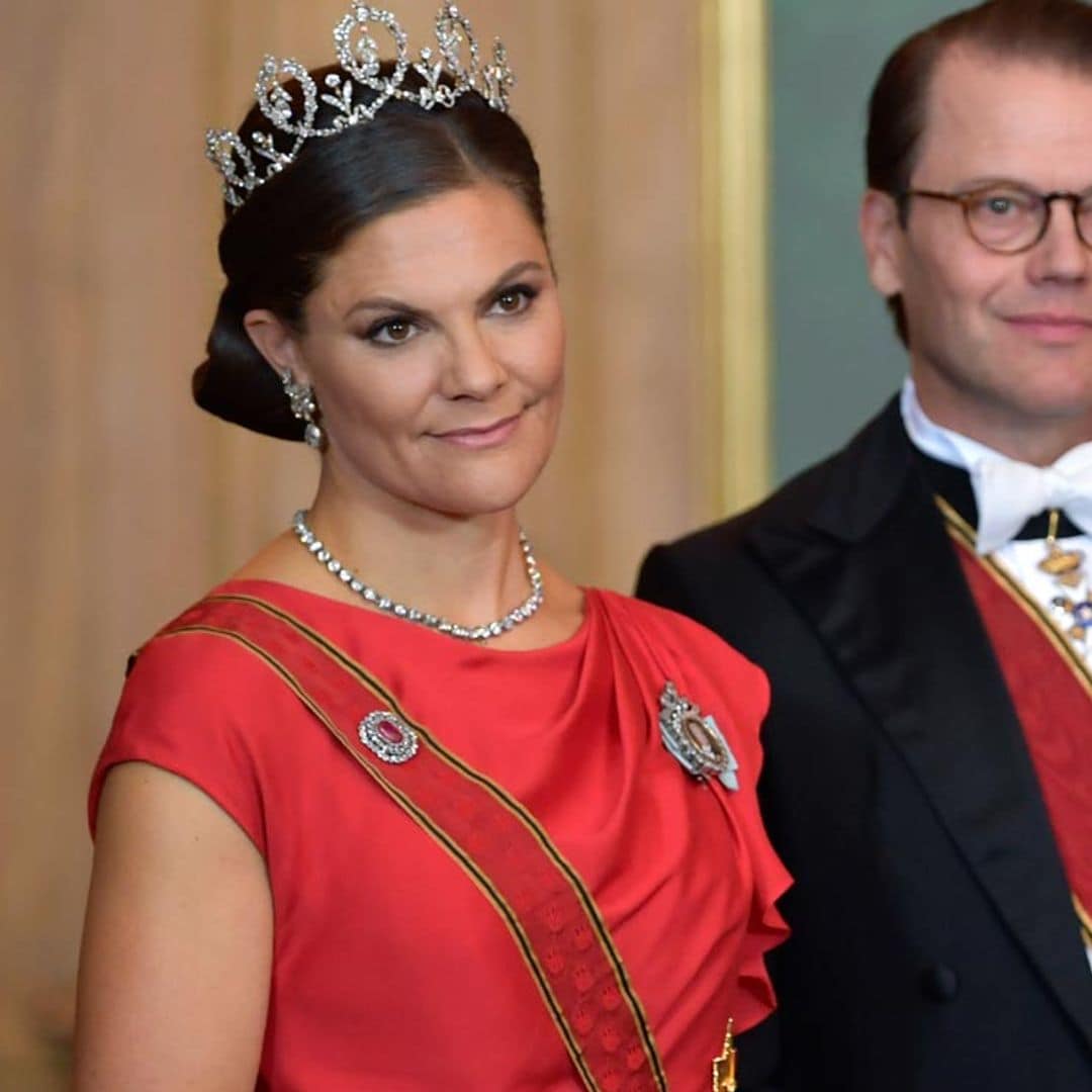 Victoria de Suecia recupera diez años después el vestido de la preboda de Guillermo y Kate