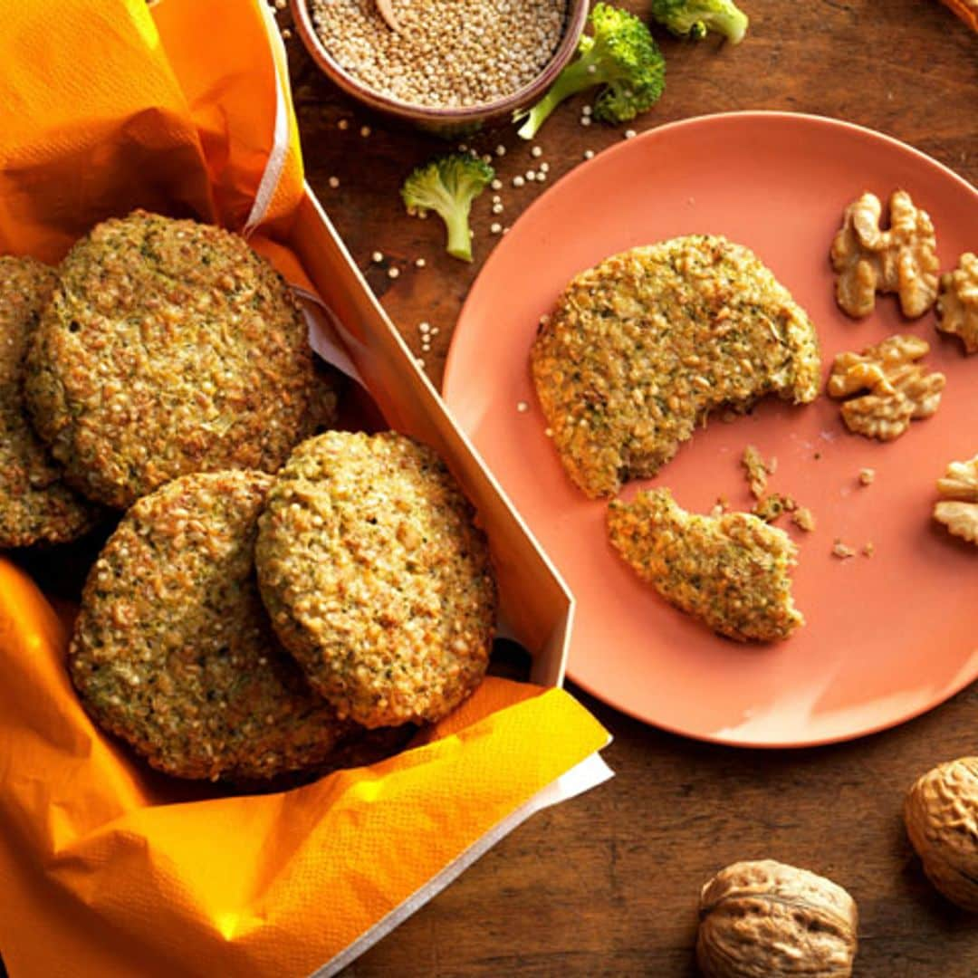 Tortitas de quinoa, quesos y nueces