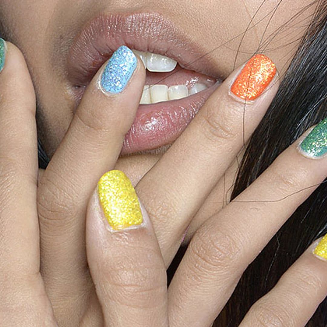 Explosión de color y originales diseños, ¡así llevarás tus uñas esta primavera!