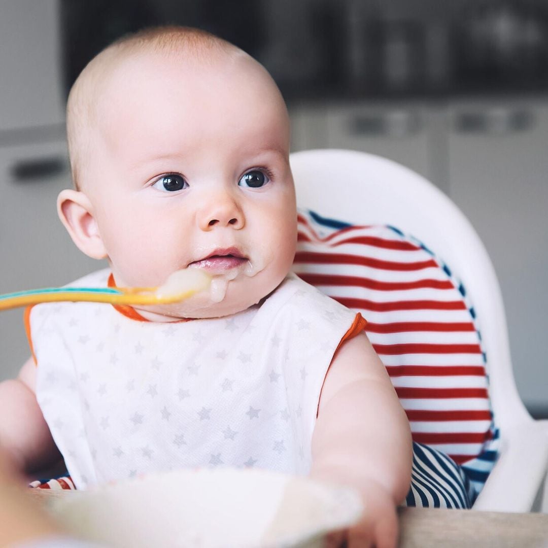 Qué hacer si el bebé rechaza la alimentación complementaria