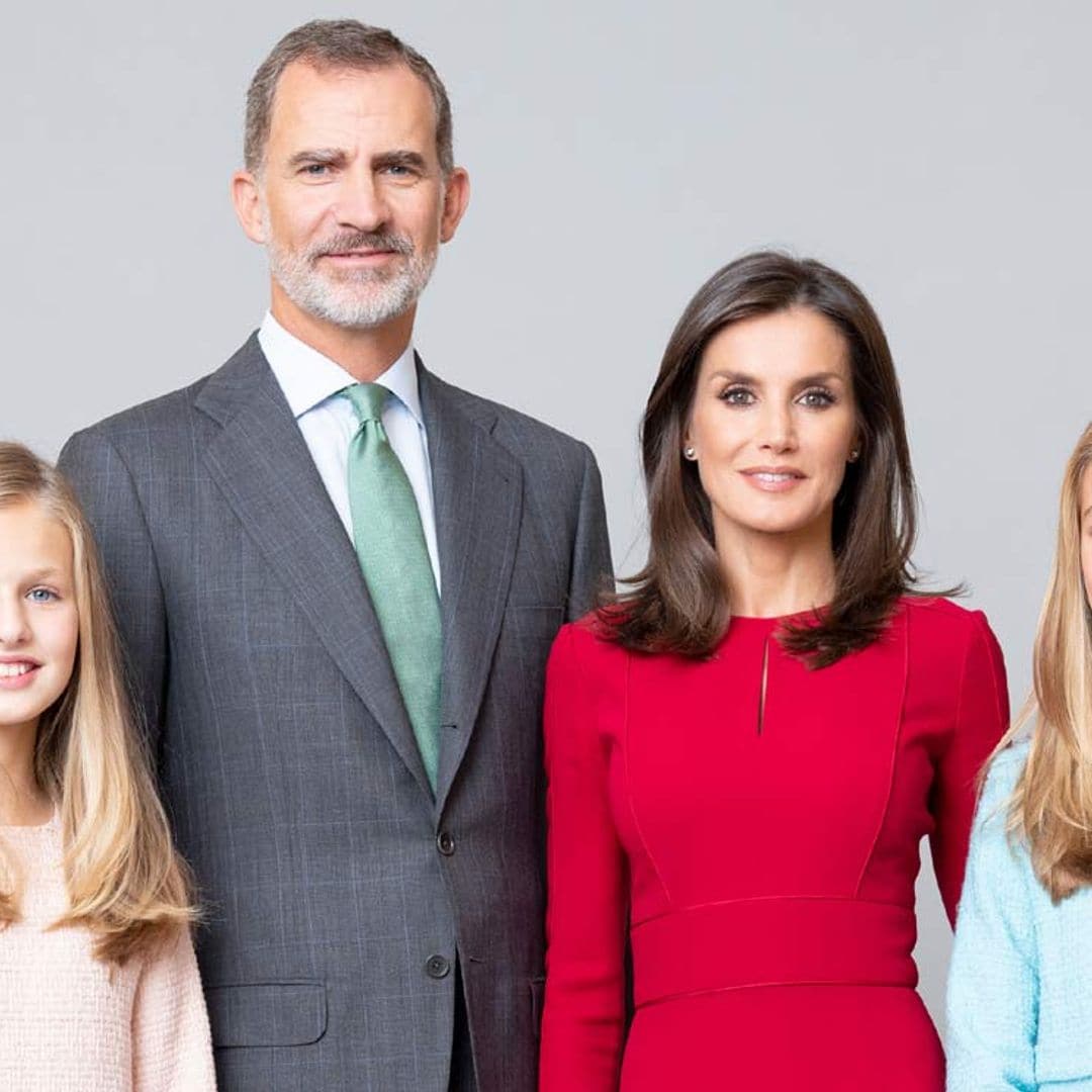 Así es el nuevo retrato de los Reyes con la princesa Leonor y la infanta Sofía