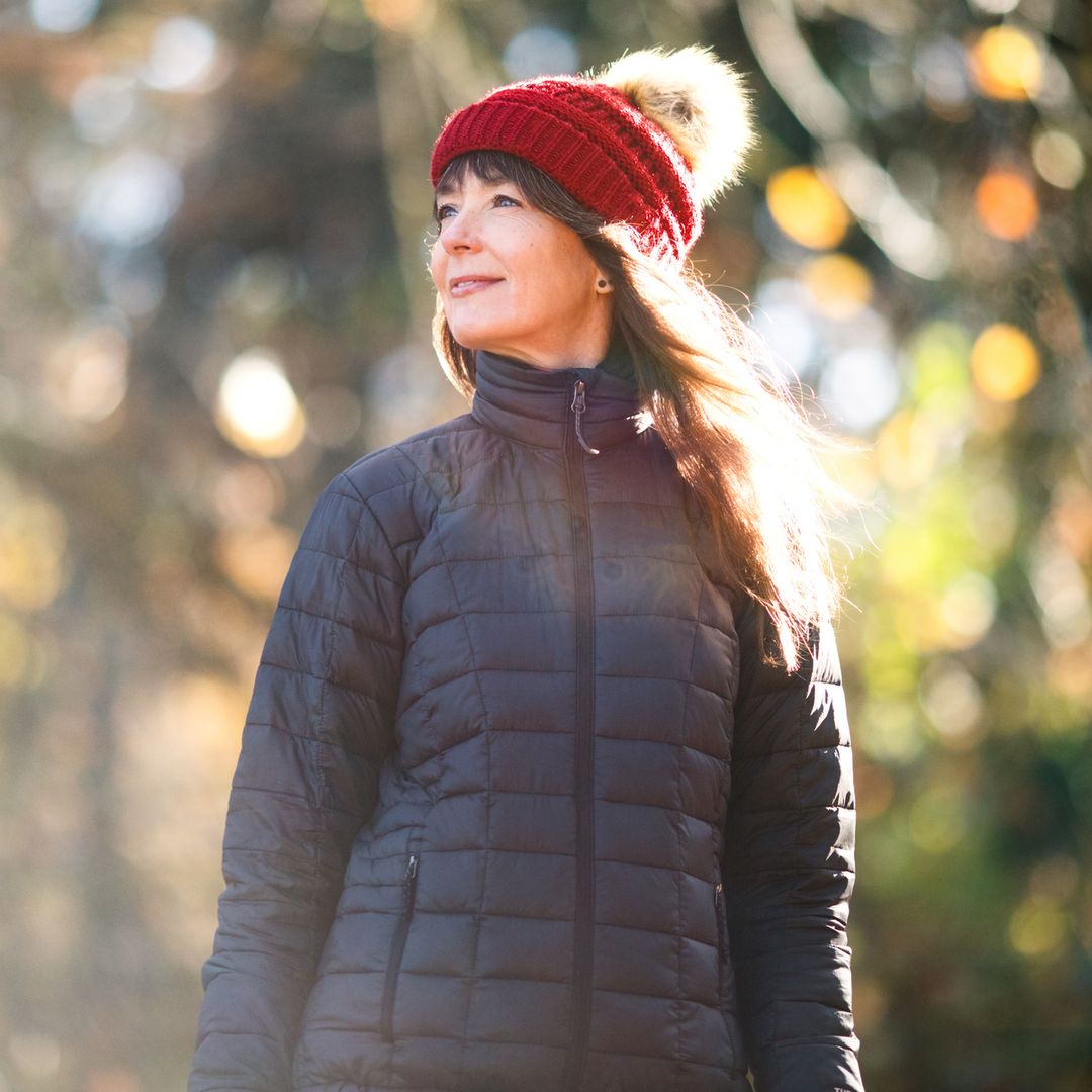 Amazon rebaja la chaqueta acolchada de mujer que arrasa en valoraciones