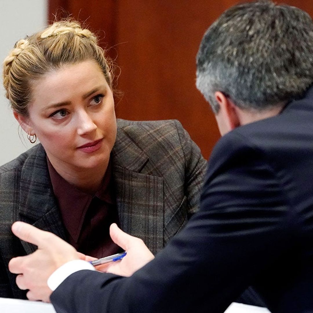 Amber Heard despide a su equipo antes de su declaración en el juicio contra Johnny Depp