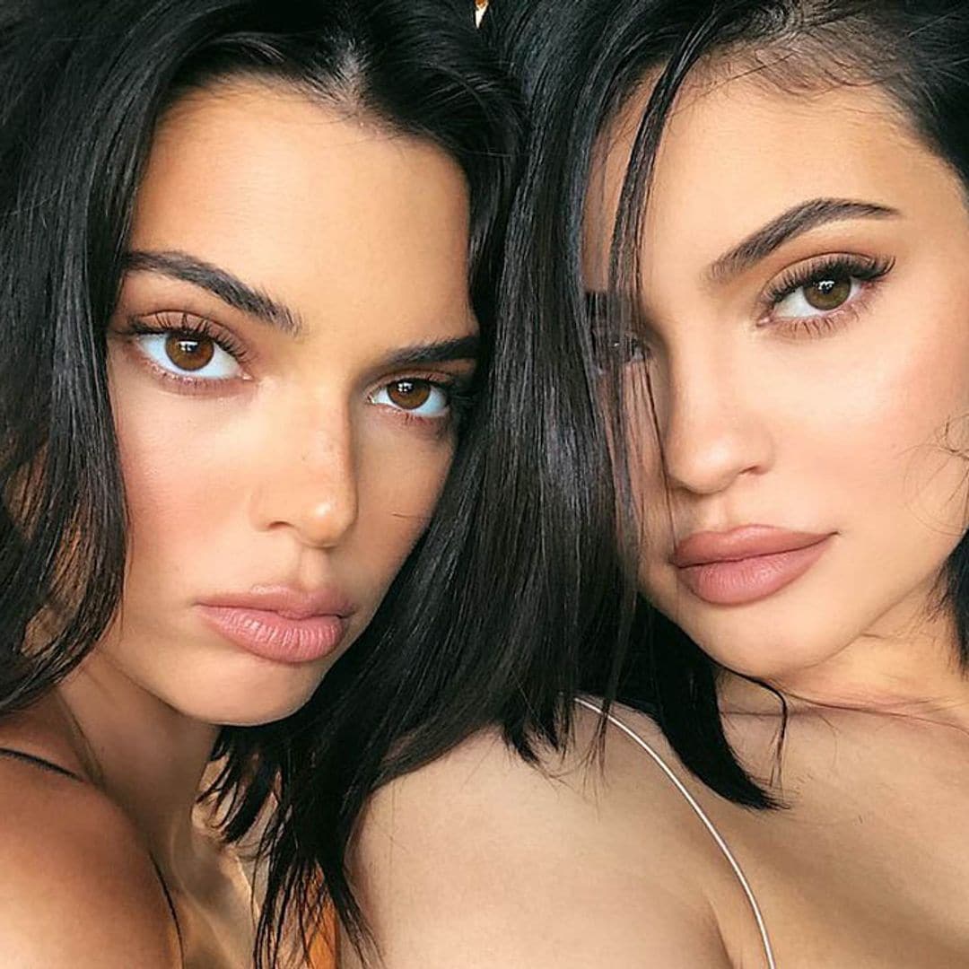 Kendall y Kylie Jenner eligen un básico de moda para cada día de la semana