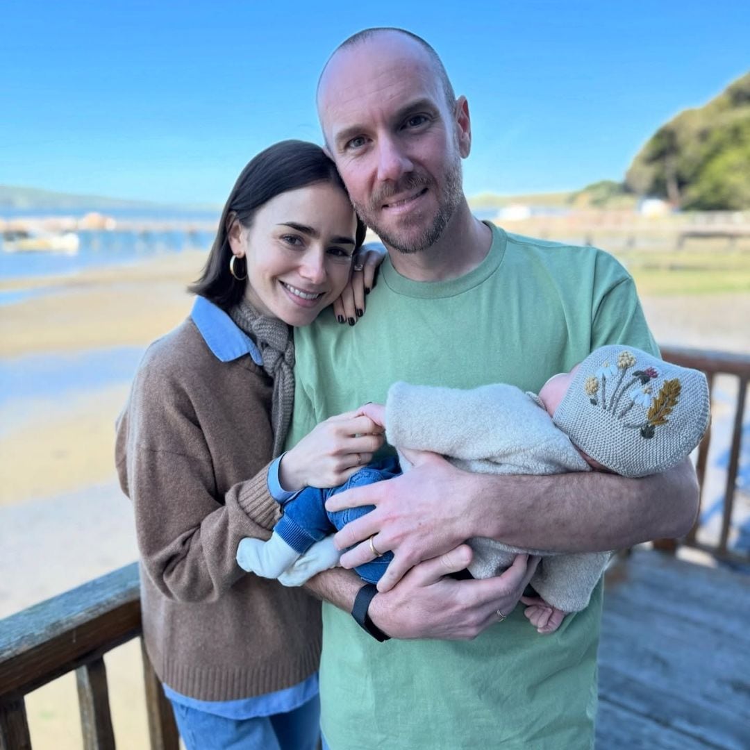 Lily Collins celebra su primer cumpleaños tras su discutido debut en la maternidad