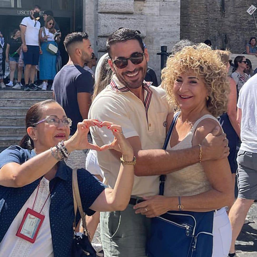 ¡De la Fontana de Trevi a la Capilla Sixtina! El divertido viaje a Roma de Miguel Ángel Silvestre y su madre