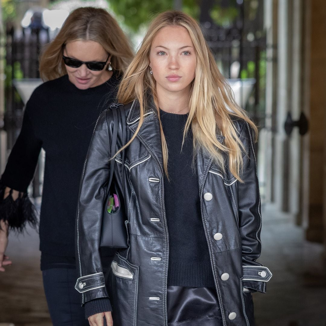 Kate Moss y Lila Moss en 'matching outfits' para una especial celebración