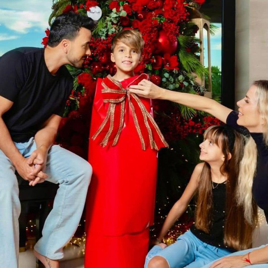 Luis Fonsi y su mujer, Águeda López, celebran el cumpleaños 'compartido' de sus dos hijos