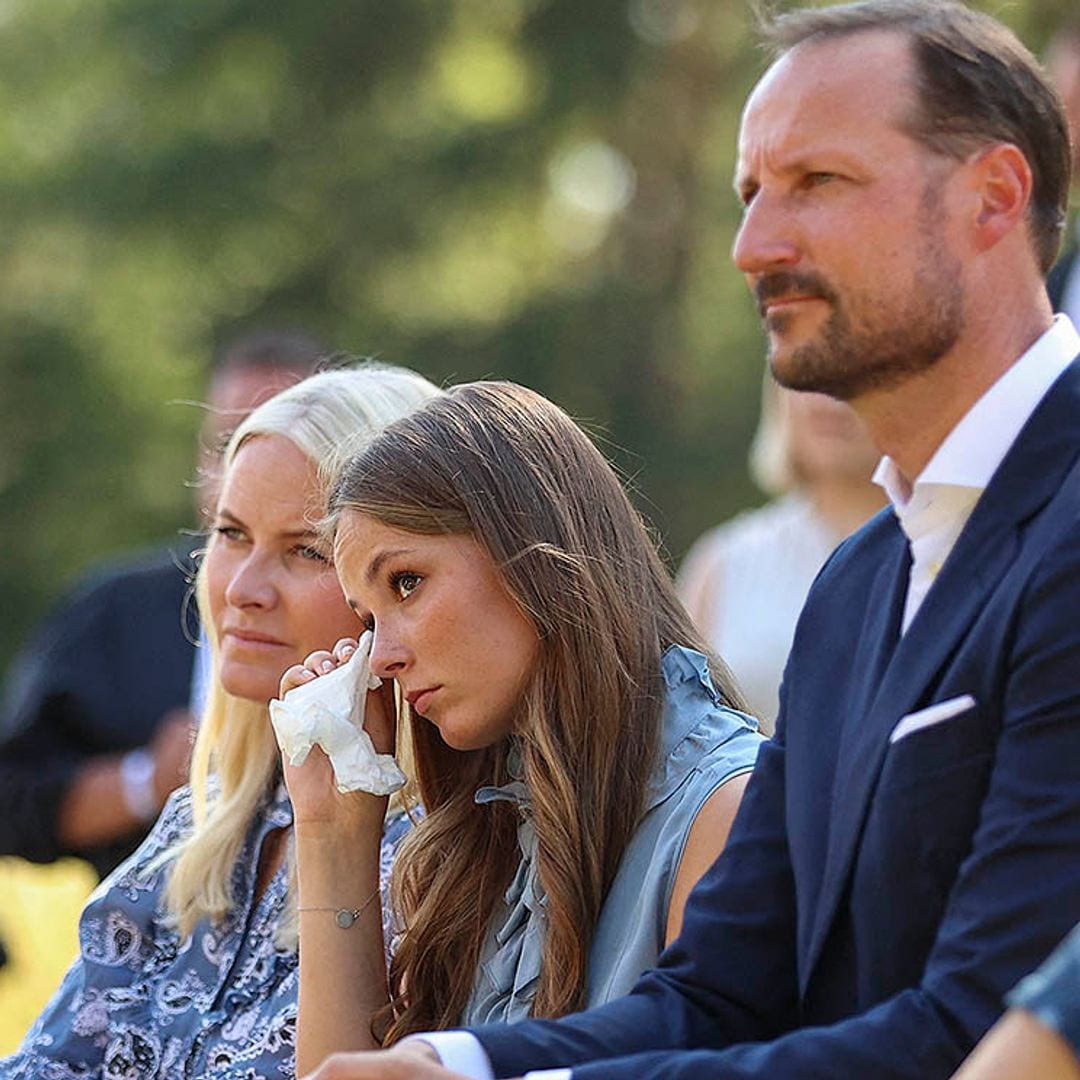 Las lágrimas de la princesa Ingrid de Noruega al escuchar los testimonios del atentado de Utoya