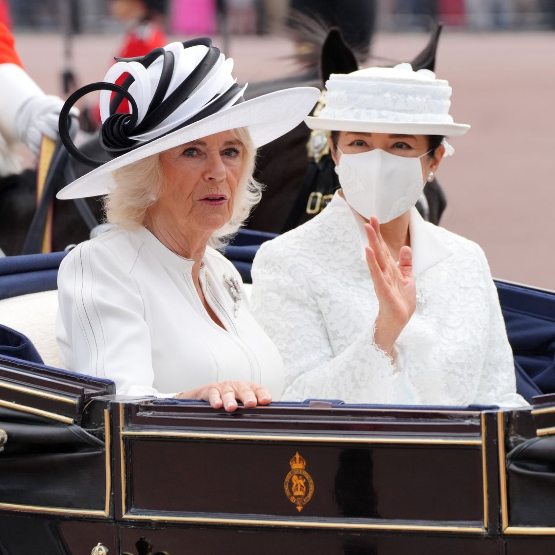 El motivo por el que Masako de Japón ha tenido que llevar mascarilla en el arranque de su visita de Estado a Reino Unido