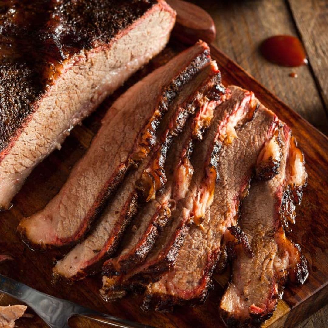 ¿Sabes qué es el 'brisket' y cómo cocinarlo? Te lo contamos todo