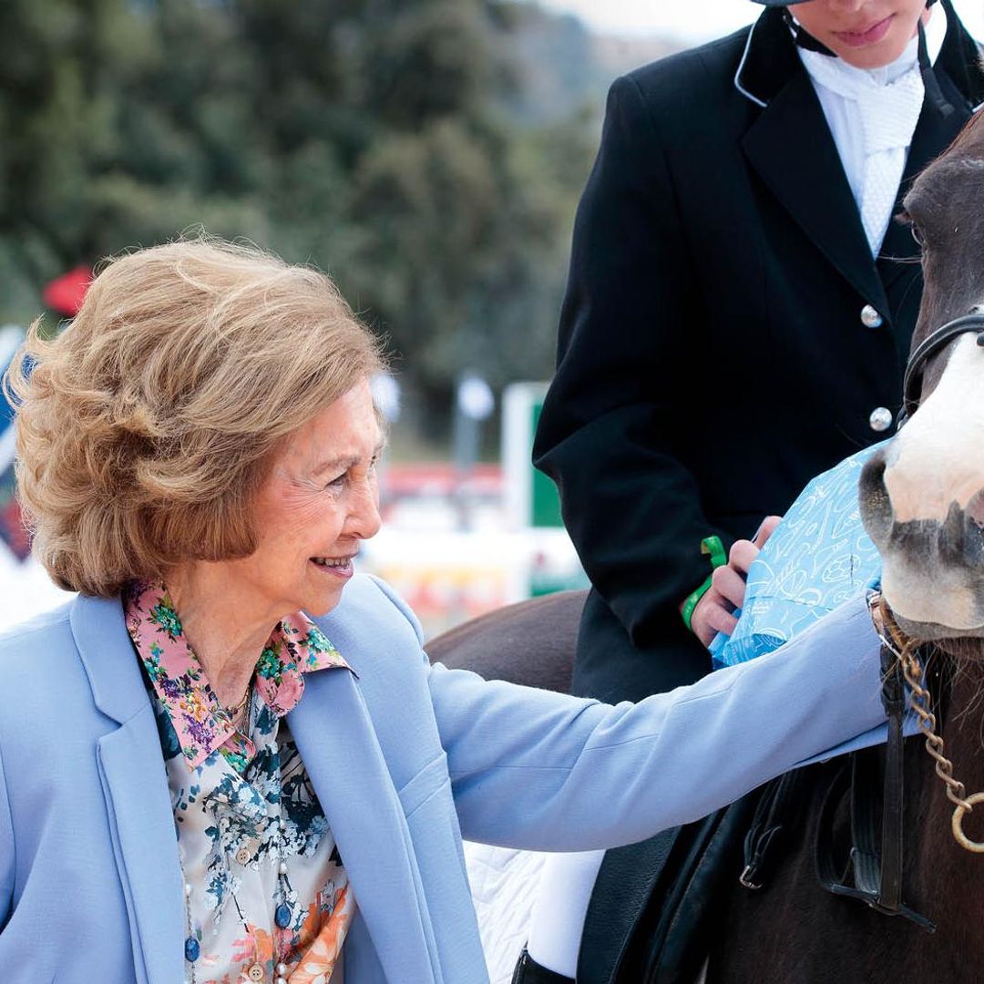 La Reina Sofía disfruta de su pasión por la hípica con doña Teresa de Borbón como anfitriona