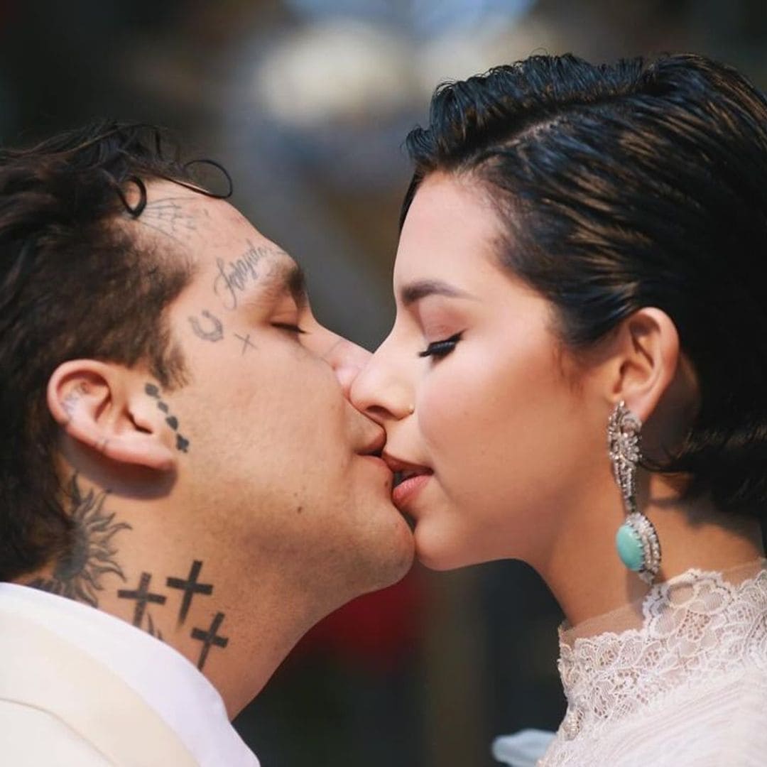 Las primeras fotos oficiales de la boda entre Ángela Aguilar y Christian Nodal