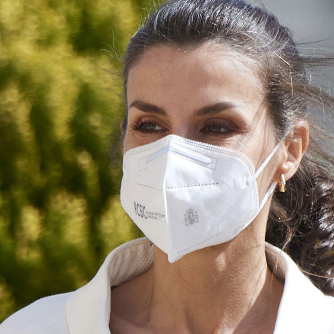 Protégete como doña Letizia con estos packs de mascarillas FFP2 fabricadas en España