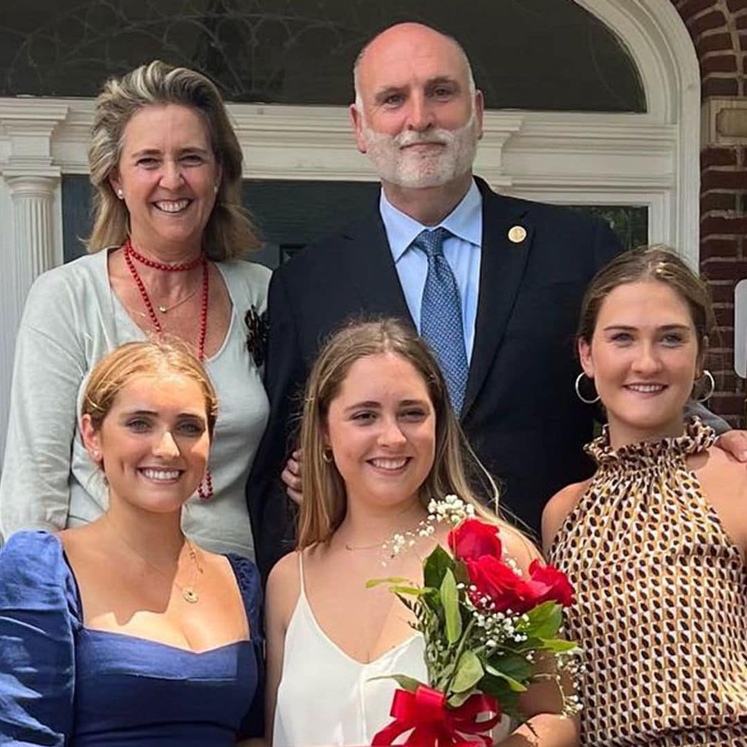 El chef José Andrés no puede contener las lágrimas en la graduación de su hija pequeña