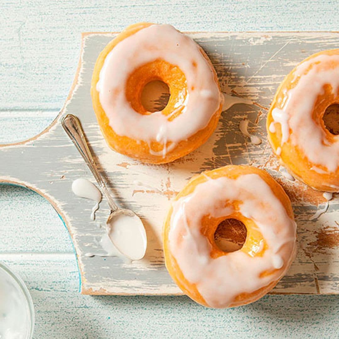 Aprende a preparar glaseados y sube tus postres de nivel