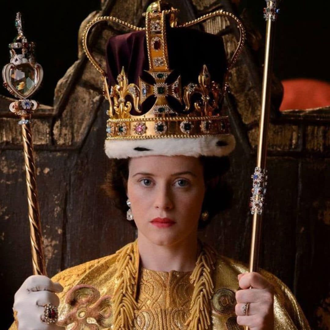 La recreación del anillo de compromiso de Lady Di, entre los icónicos accesorios de ‘The Crown’ que salen a subasta